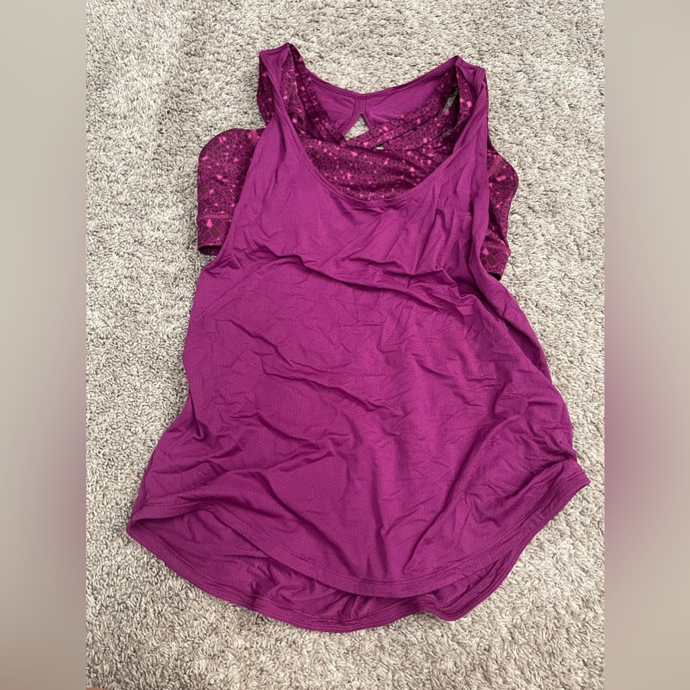 Lululemon built-in bra tank top